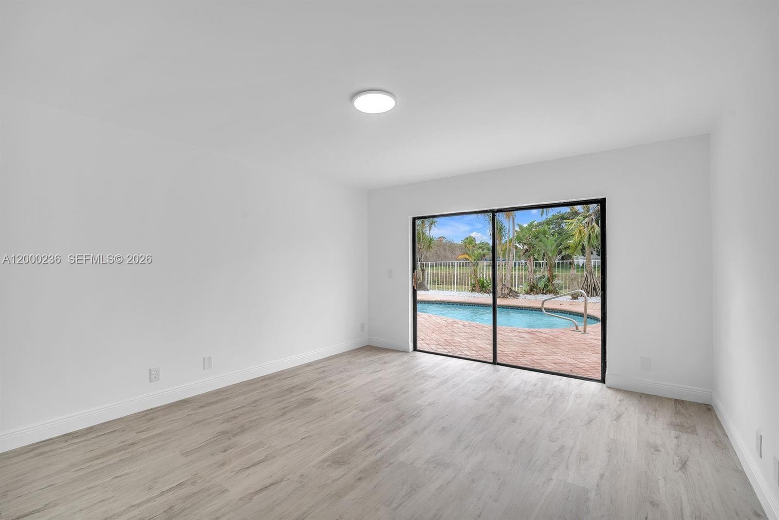 8694 Kimble Way 8694 photo 10