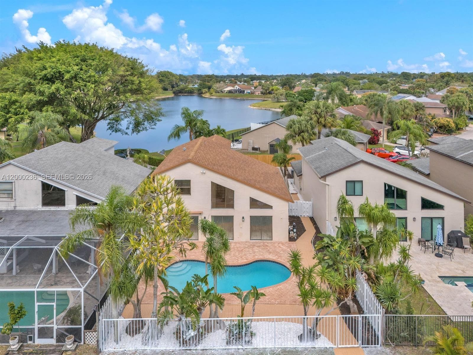 8694 Kimble Way 8694 photo 18