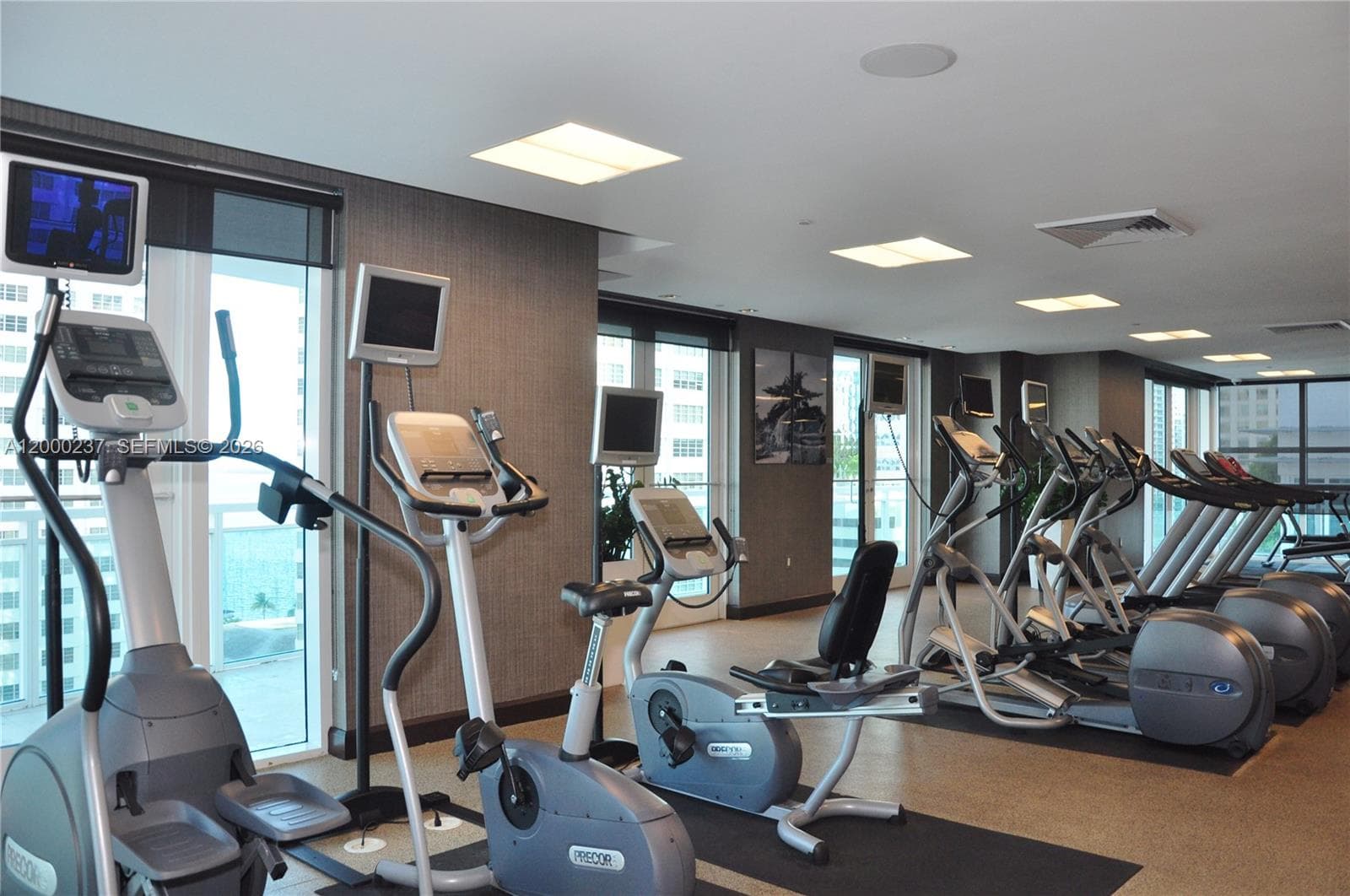 951 BRICKELL AVE 1410 photo 18