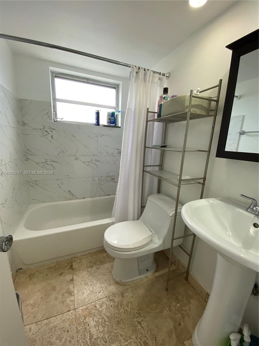 250 Layne Blvd 110 photo 17