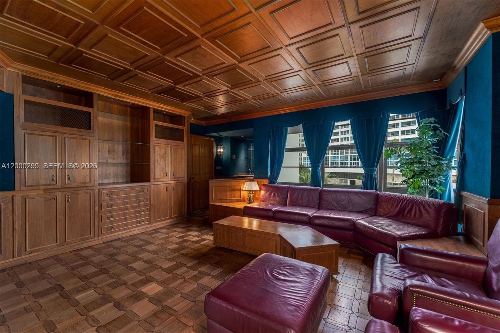 5500 Collins Ave 304 photo 23