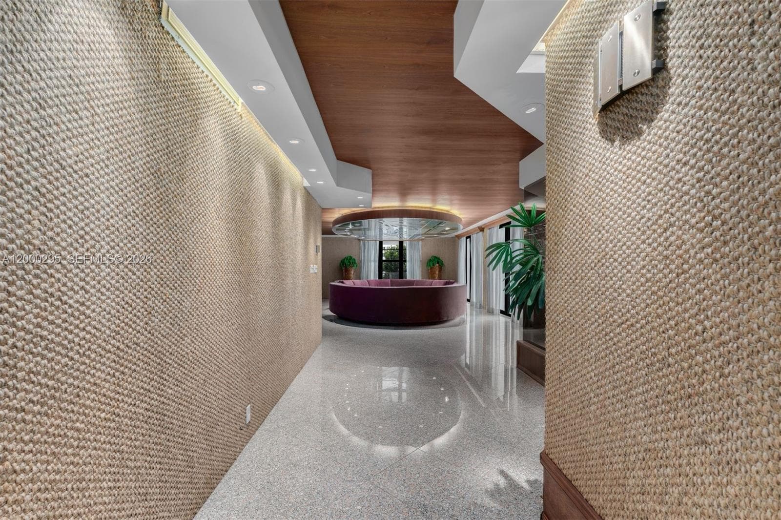 5500 Collins Ave 304 photo 3
