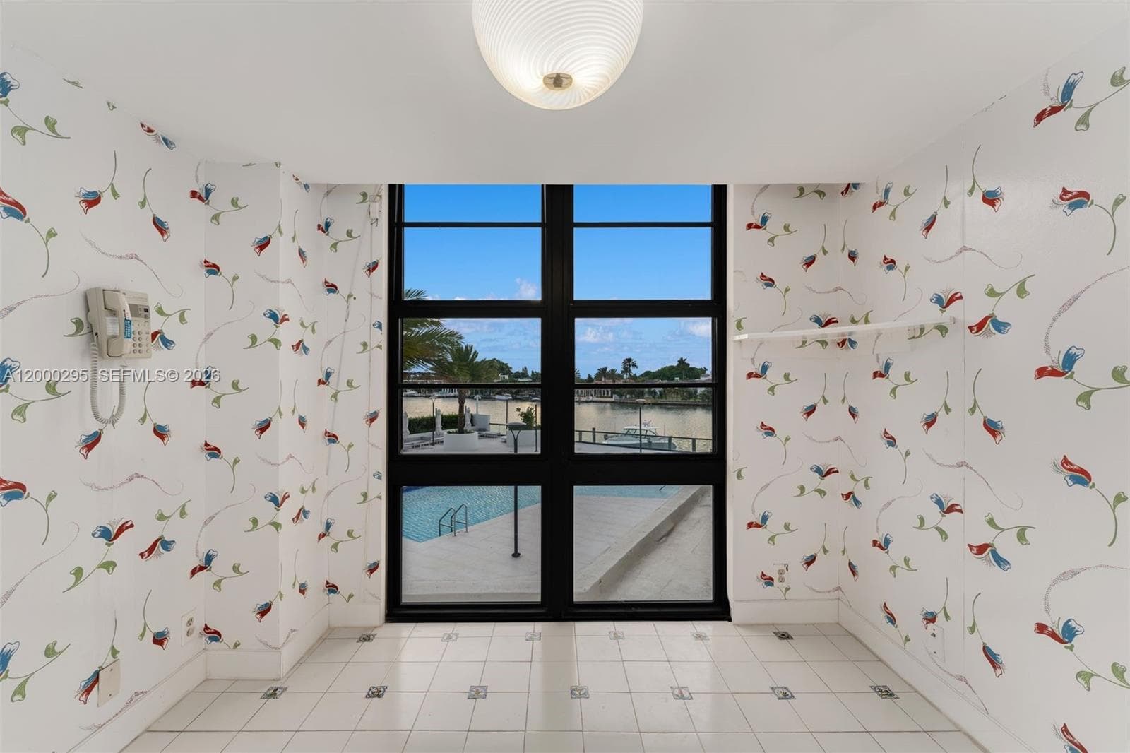 5500 Collins Ave 304 photo 9