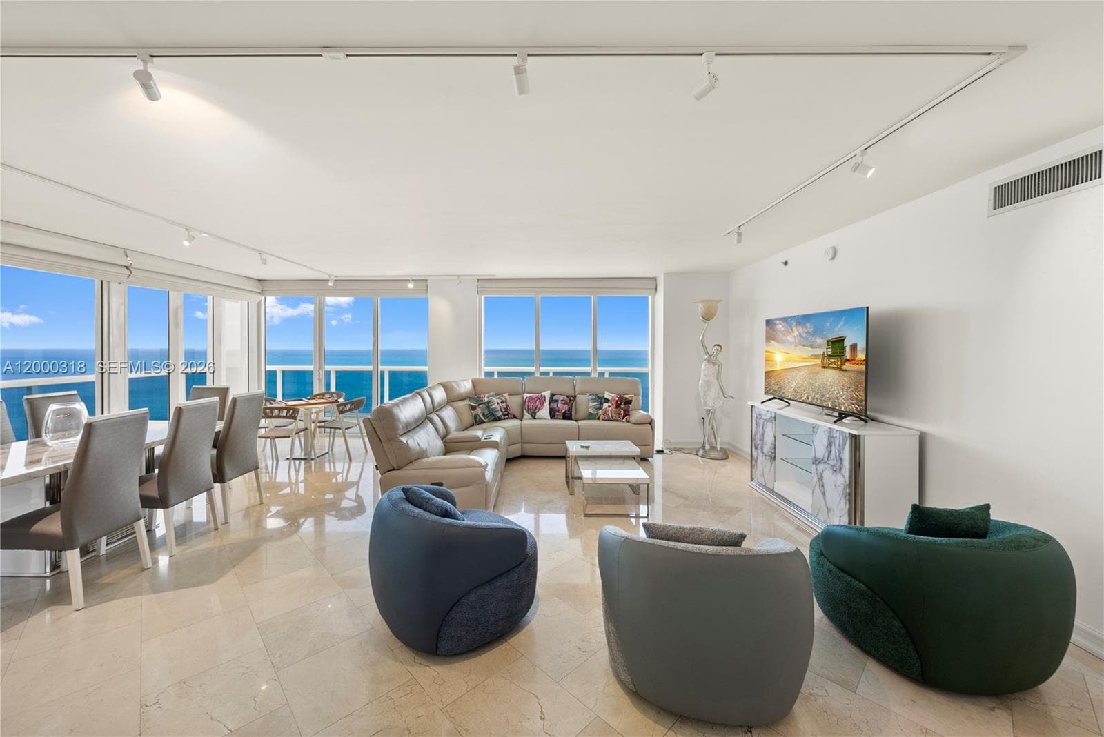 1850 Ocean Dr 3