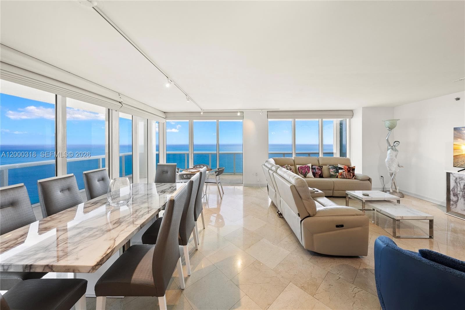 1850 Ocean Dr 4