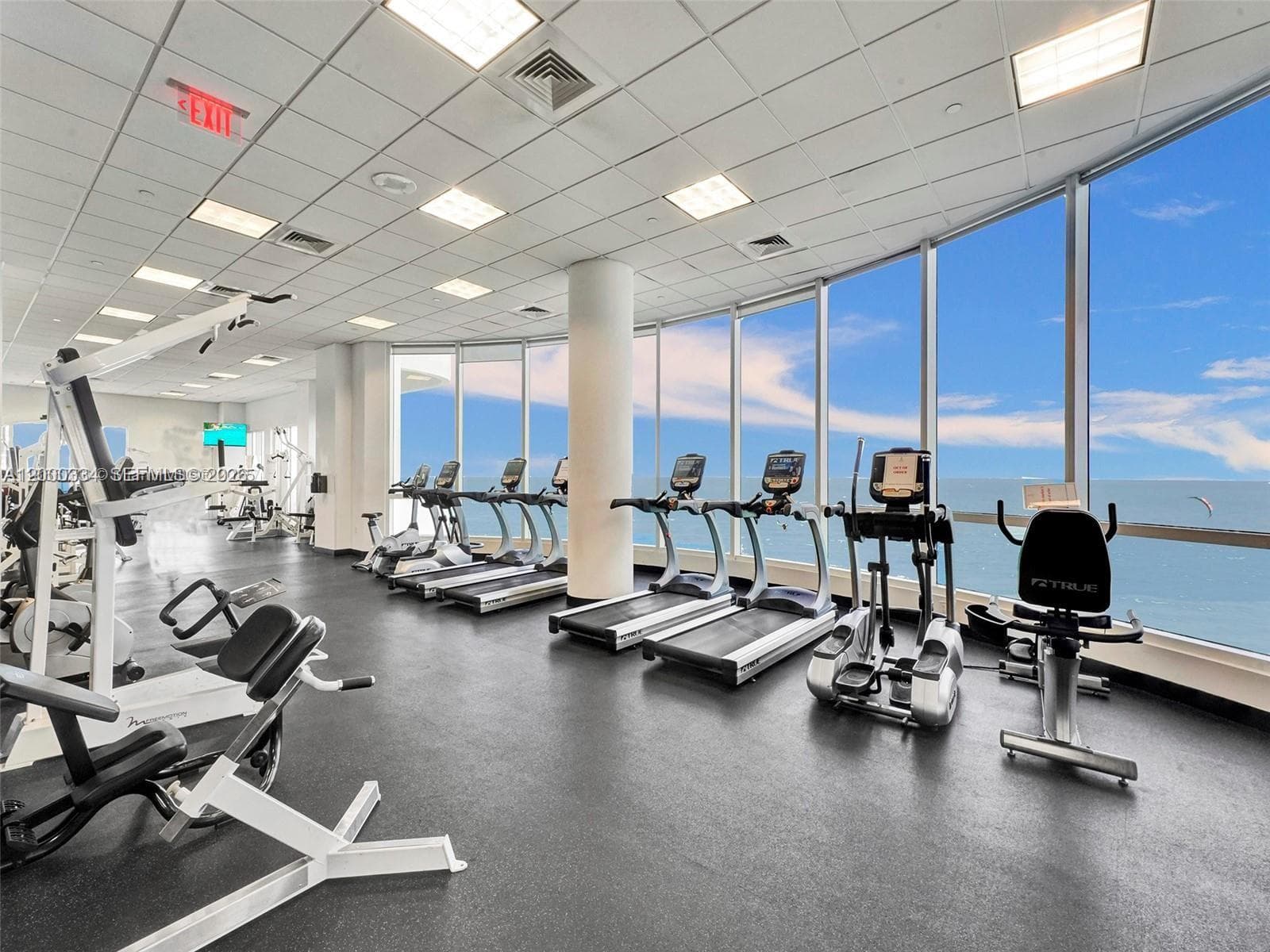 6365 Collins Ave 2811 photo 16