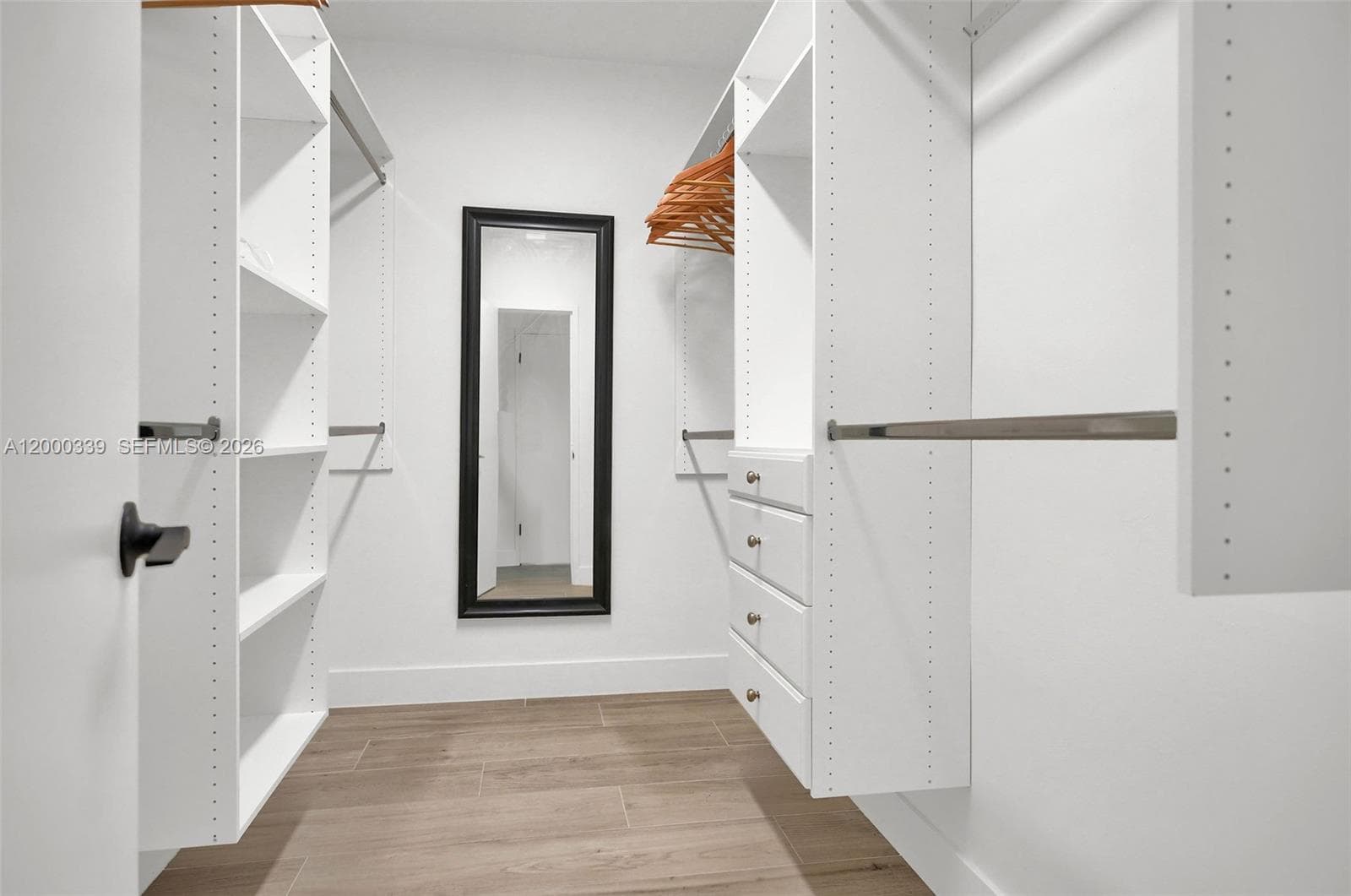 3505 Ocean Dr 808 photo 16