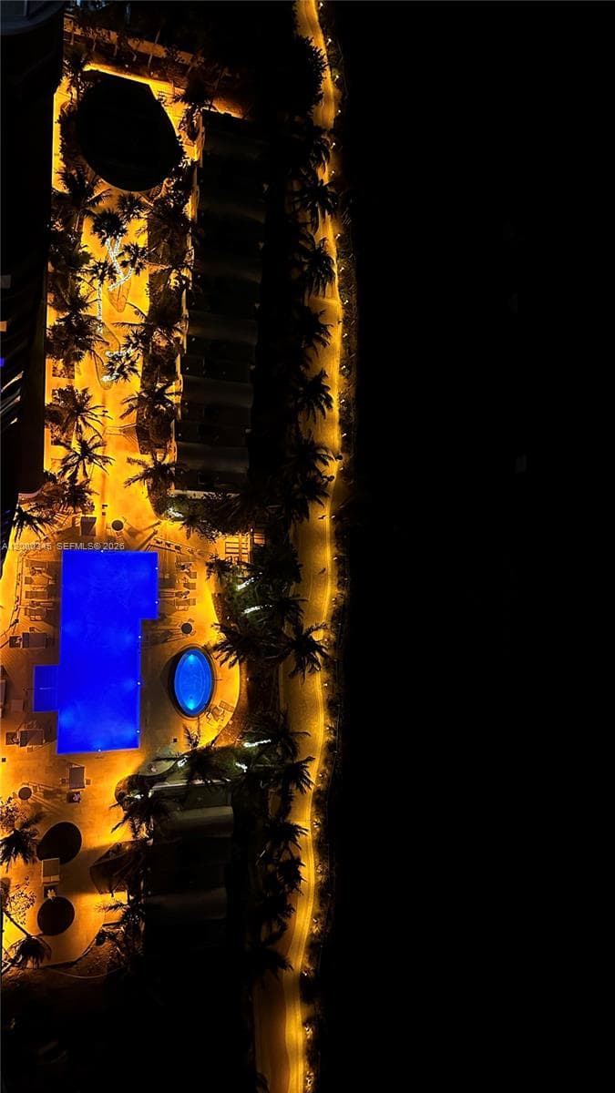 6365 Collins Ave 2702 photo 11