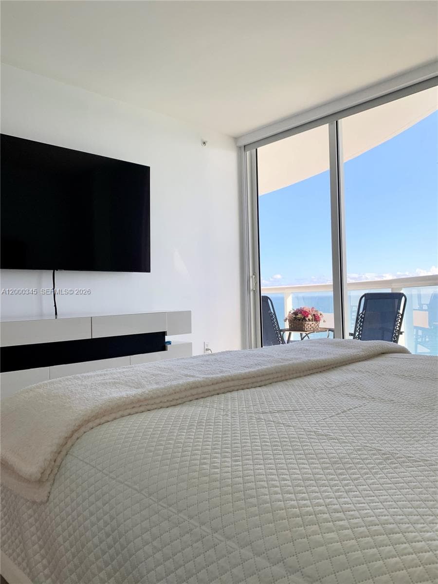 6365 Collins Ave 2702 photo 19