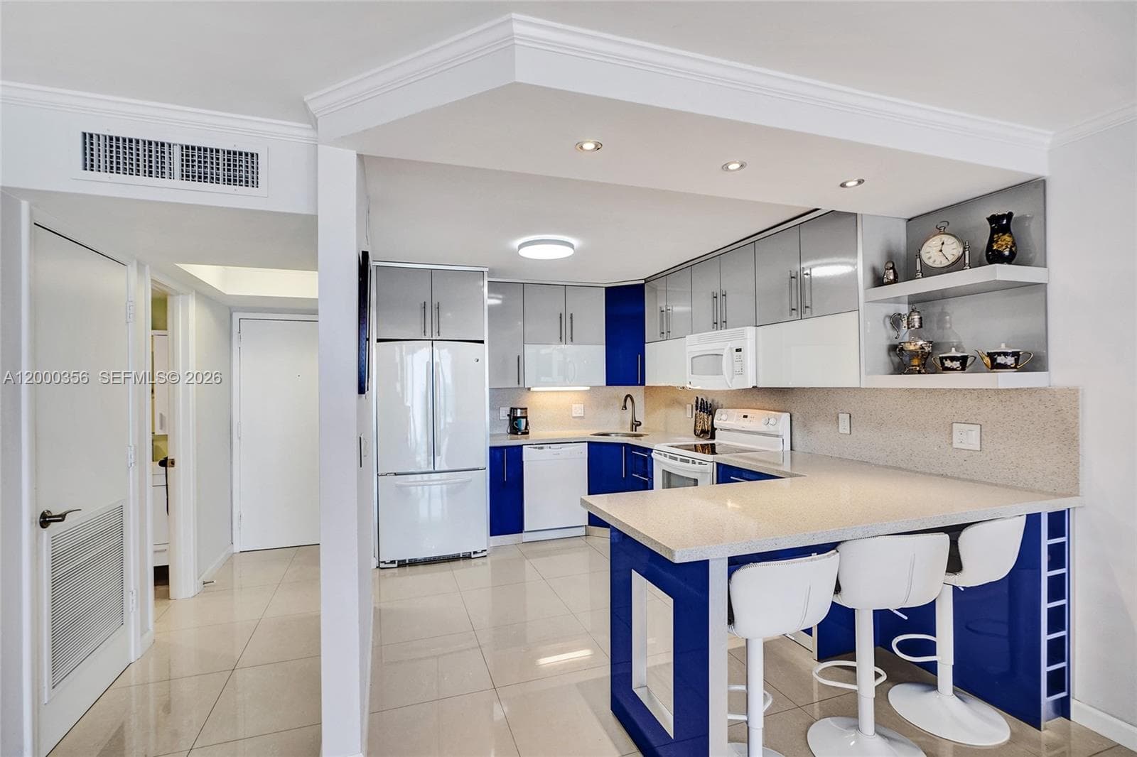 2401 Ocean Dr 802 (Available June 5) photo 4