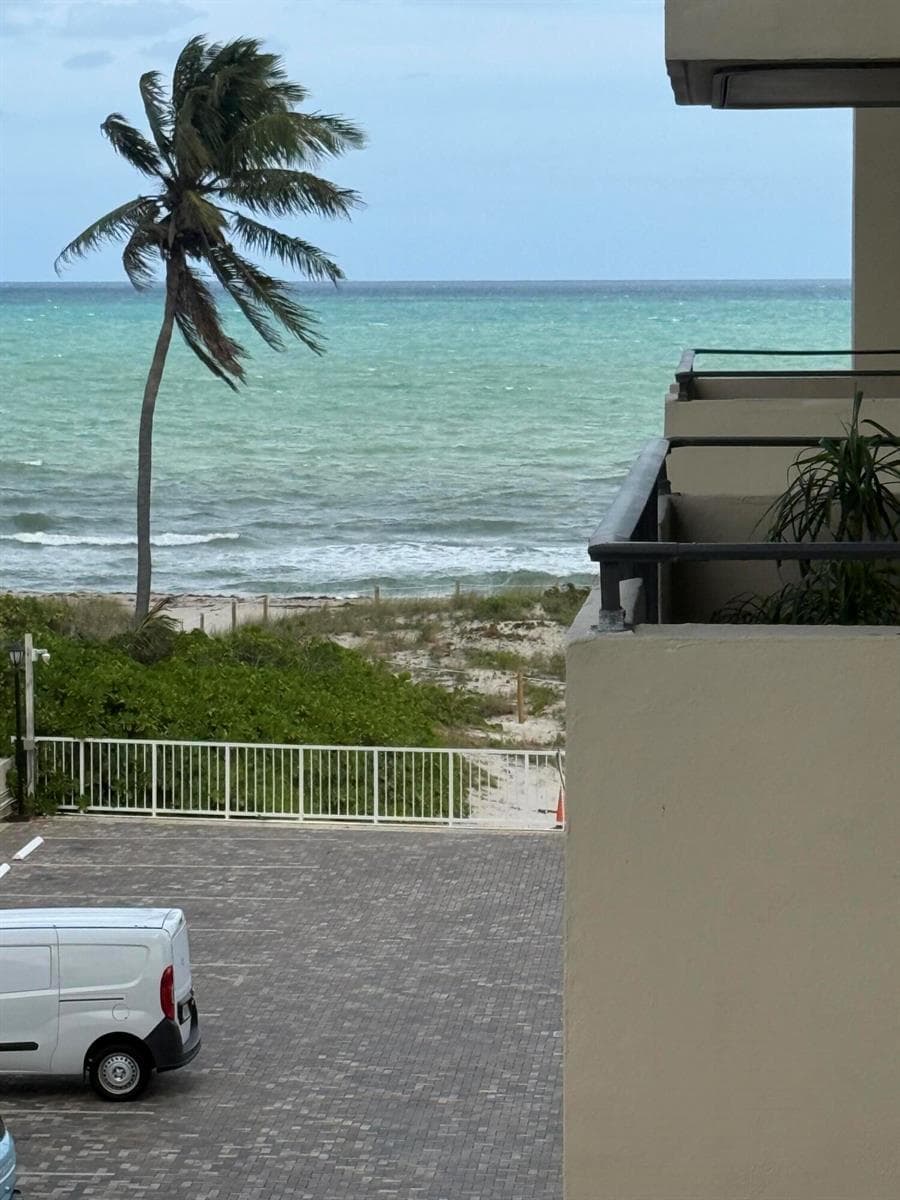 2000 S Ocean Boulevard 3b photo 9