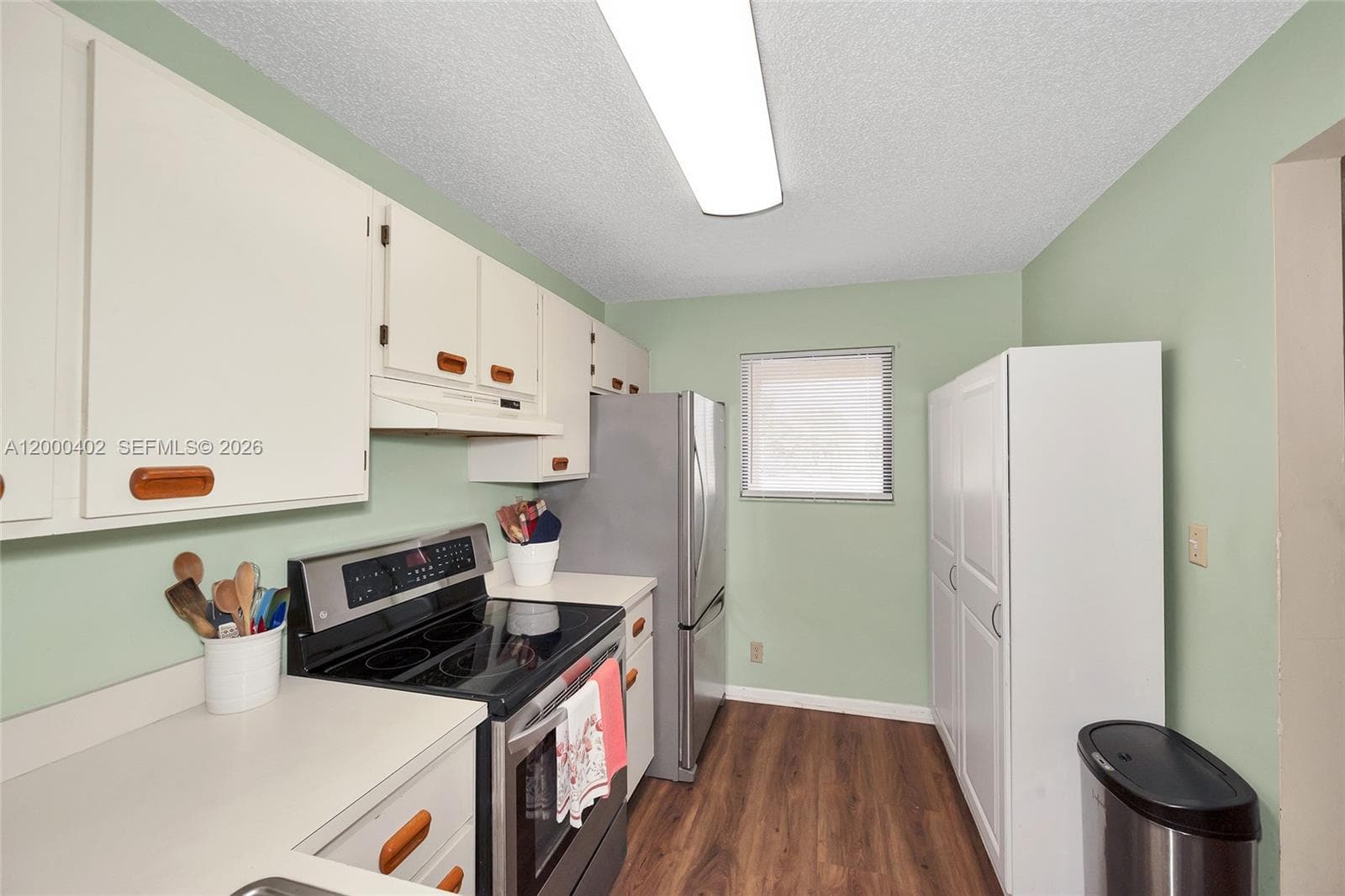 9449 Boca Cove Cir 911 photo 6