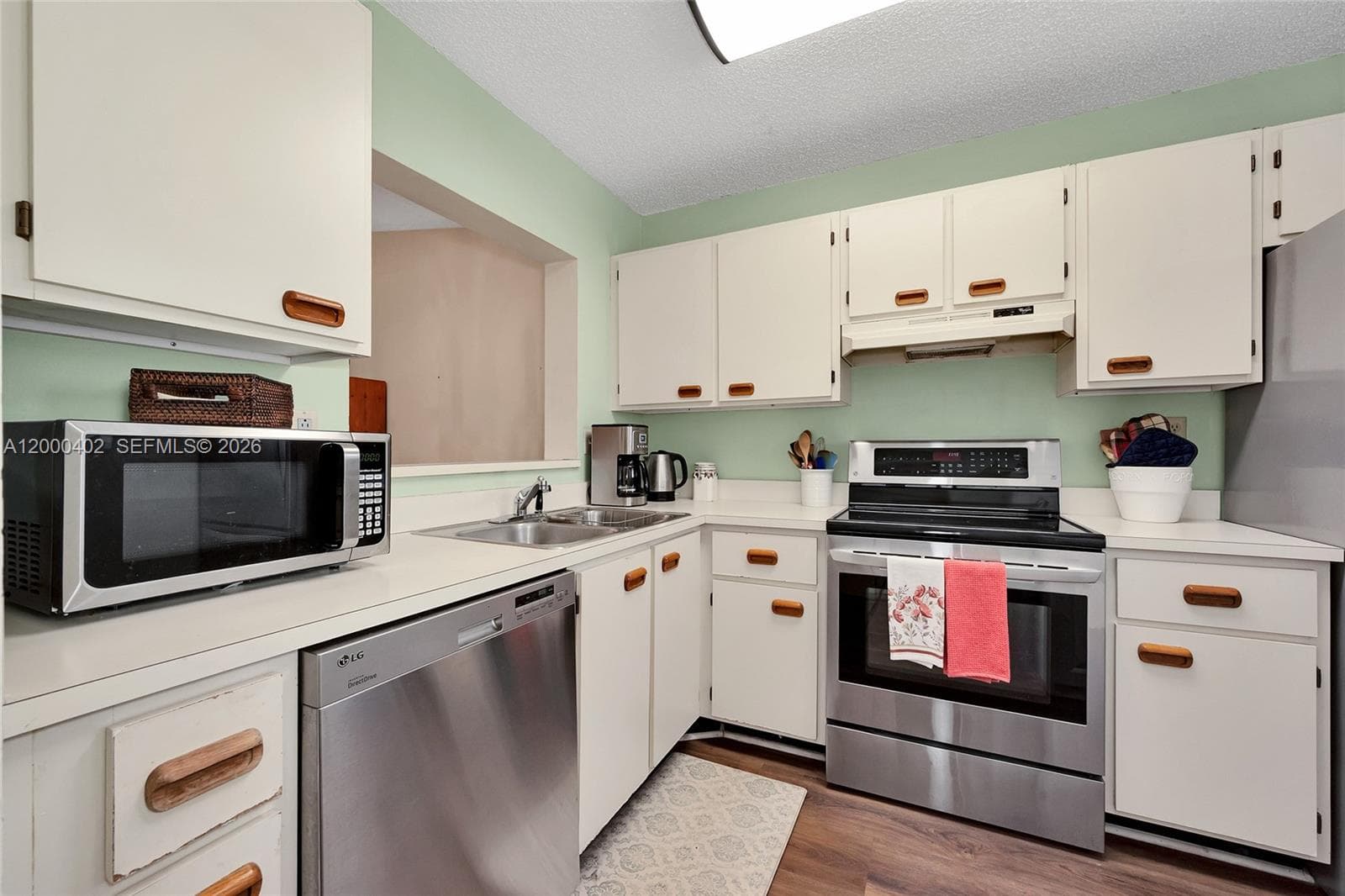 9449 Boca Cove Cir 911 photo 7