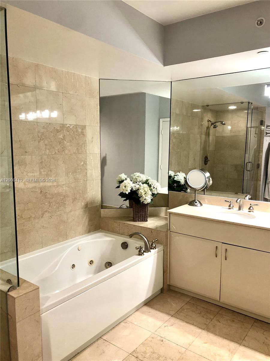 6365 Collins Ave 3602 photo 22