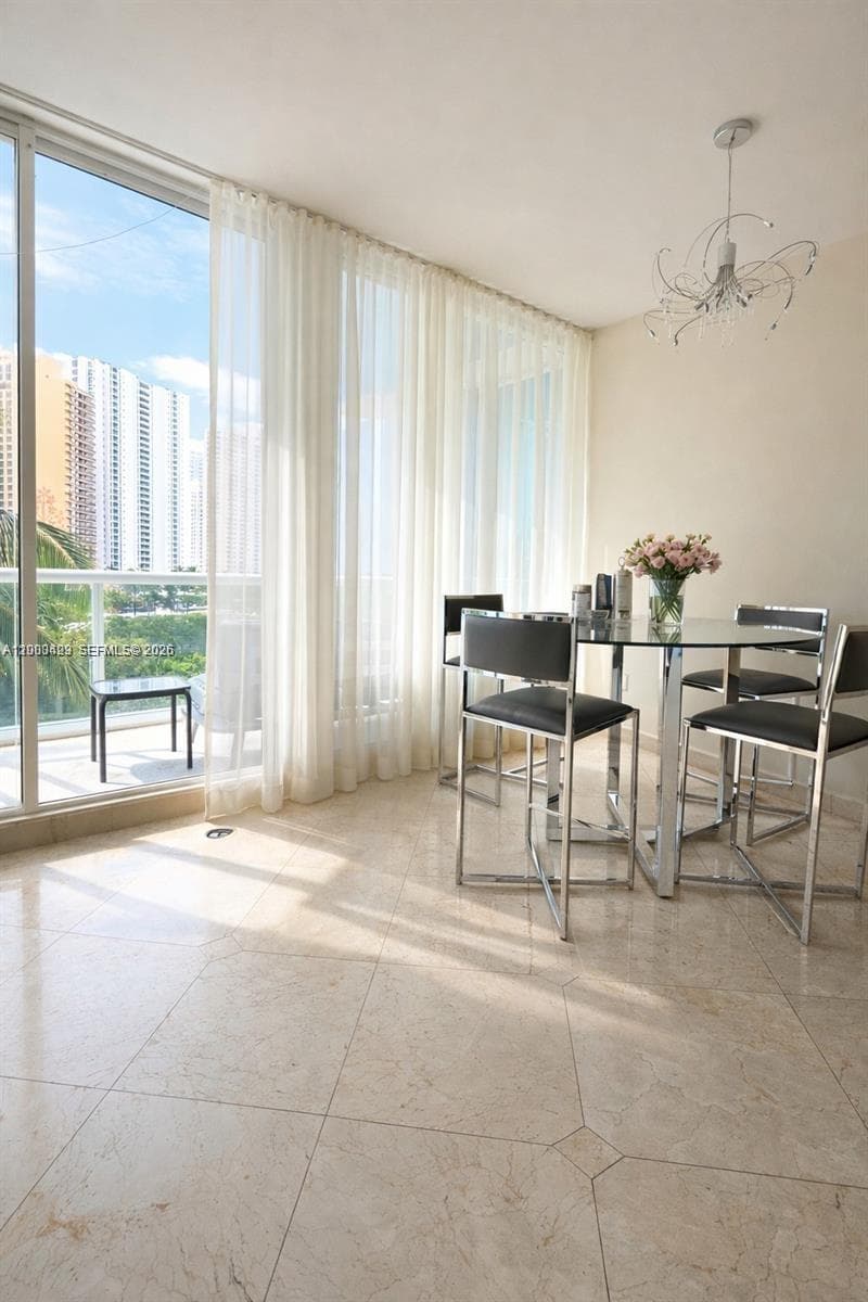 16400 Collins Ave 442 photo 3