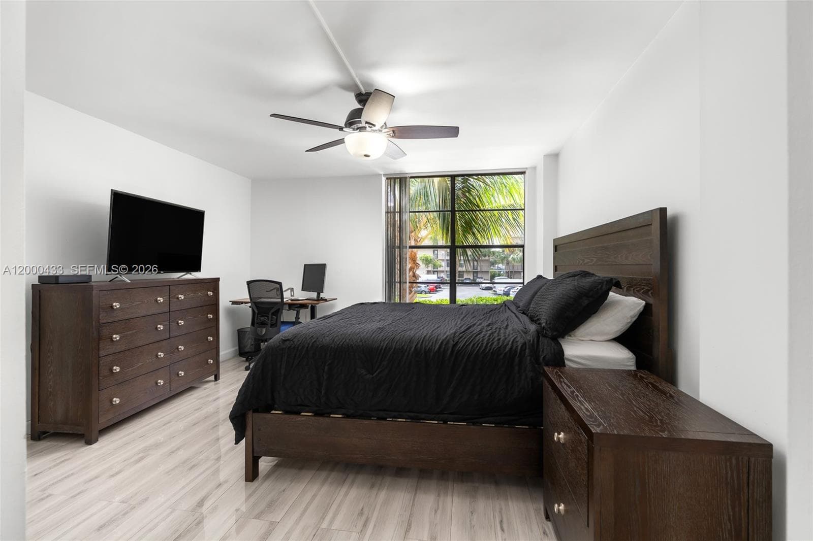 16 Royal Palm Way 205 photo 23