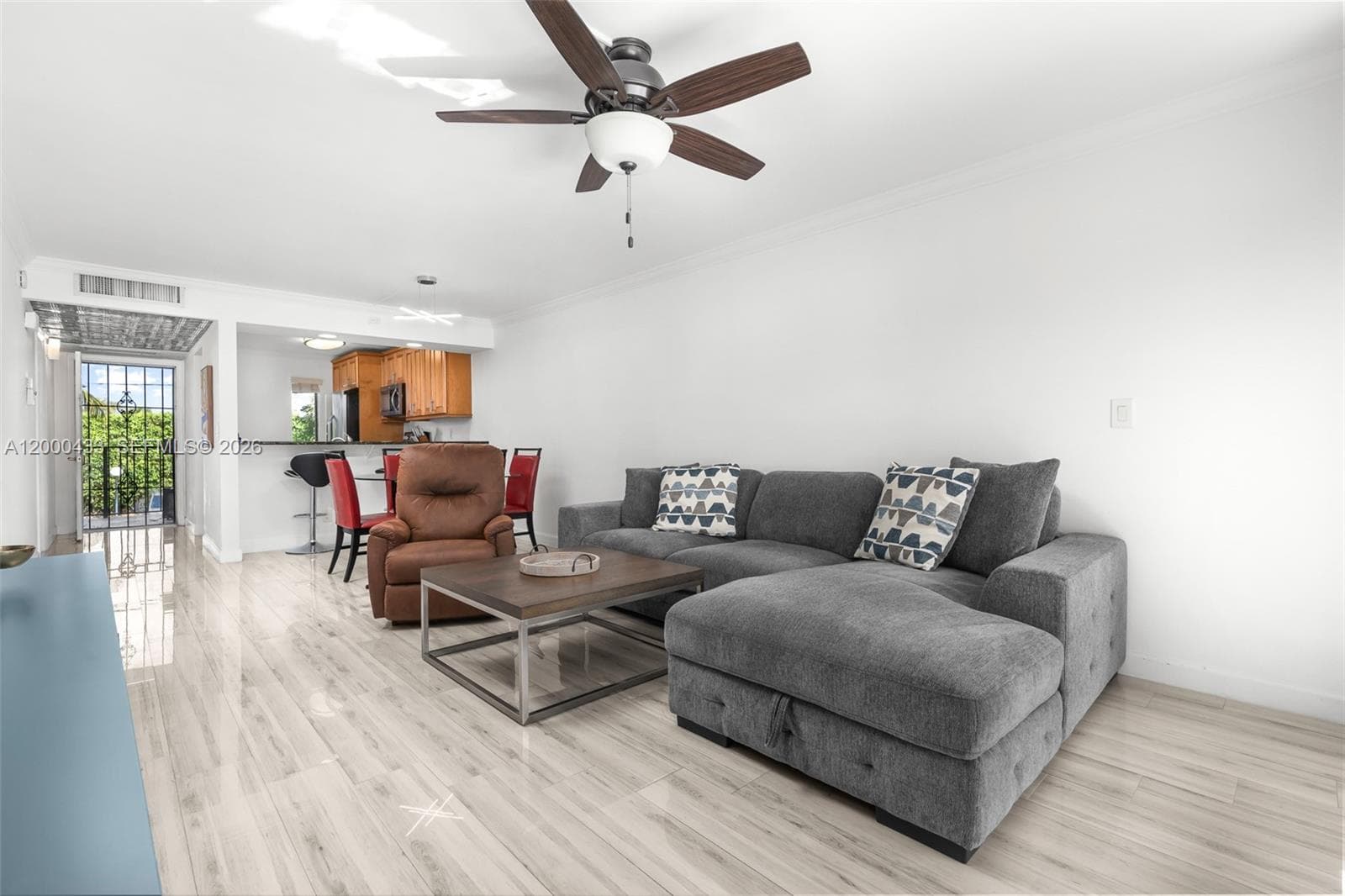 16 Royal Palm Way 205 photo 13