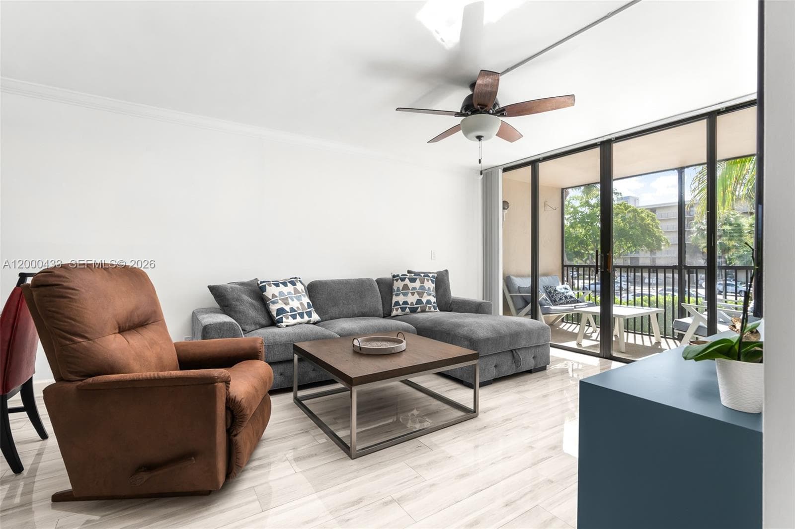 16 Royal Palm Way 205 photo 12