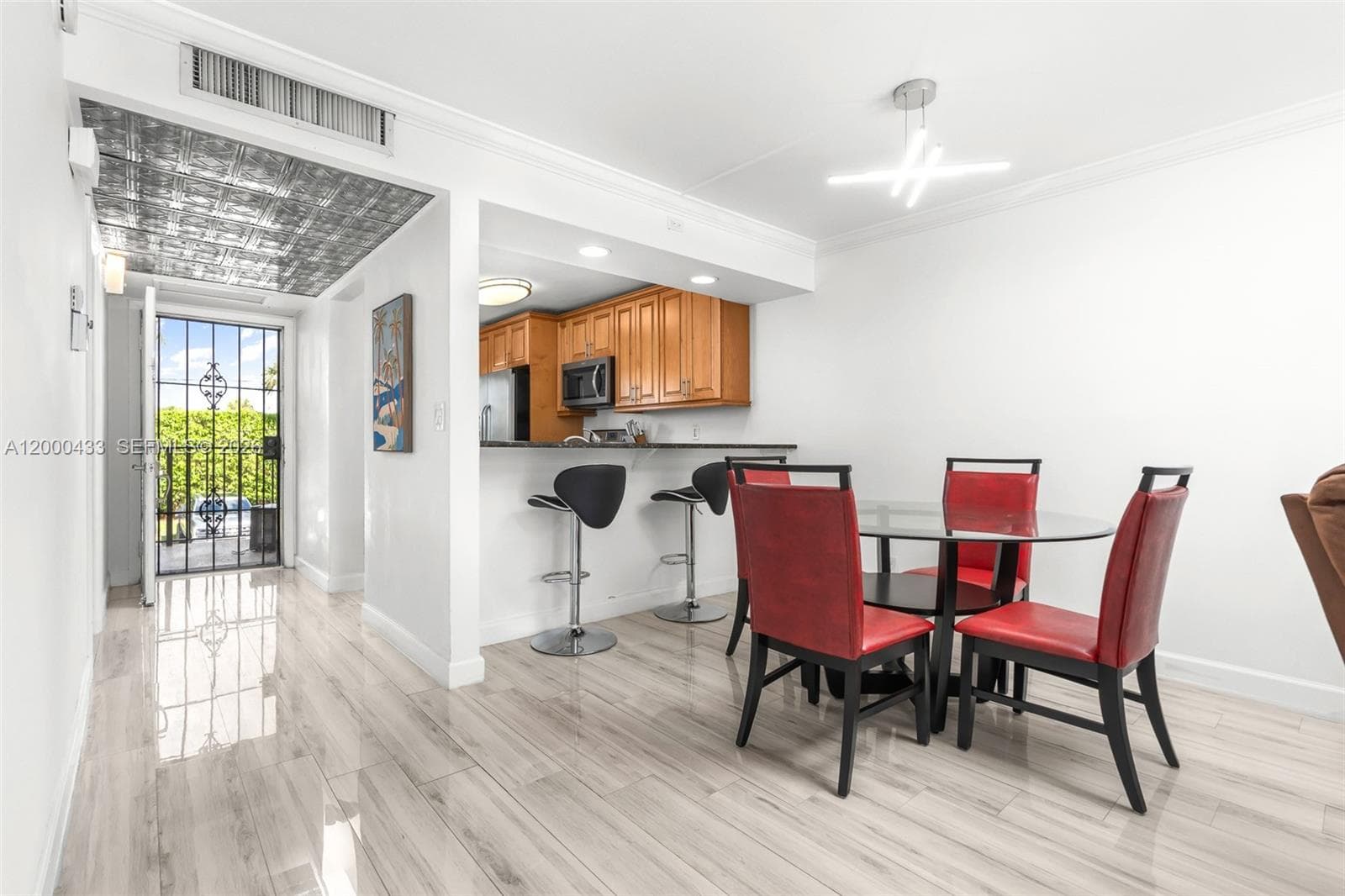 16 Royal Palm Way 205 photo 7