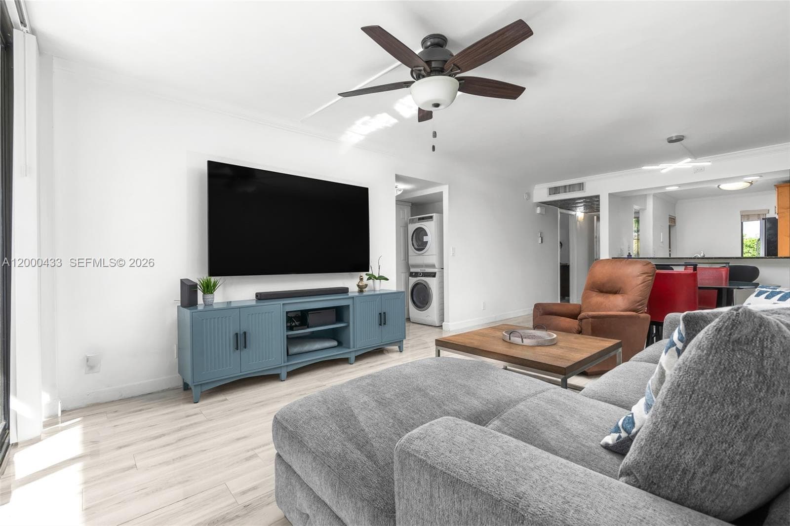 16 Royal Palm Way 205 photo 14