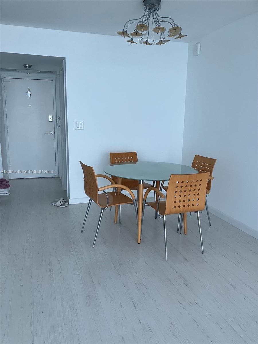 3180 Ocean Dr 603 photo 6