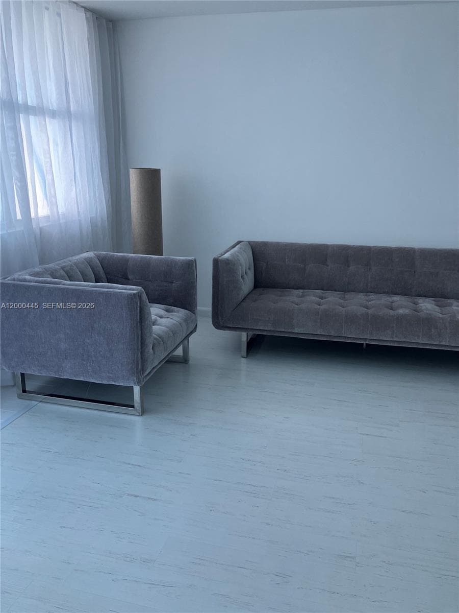 3180 Ocean Dr 603 photo 7