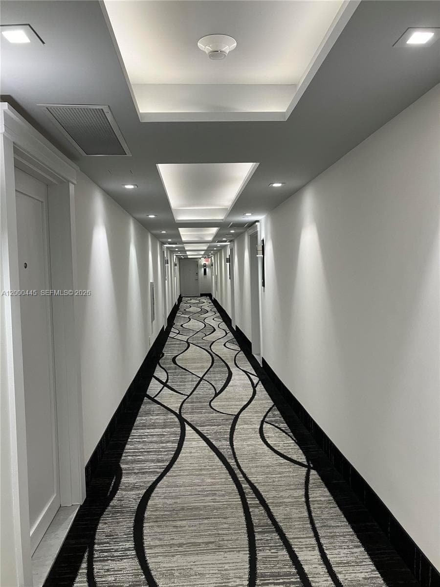 3180 Ocean Dr 603 photo 15