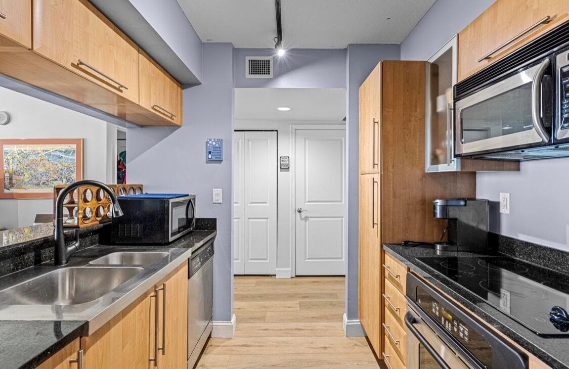 610 W Las Olas Boulevard 920n photo 14