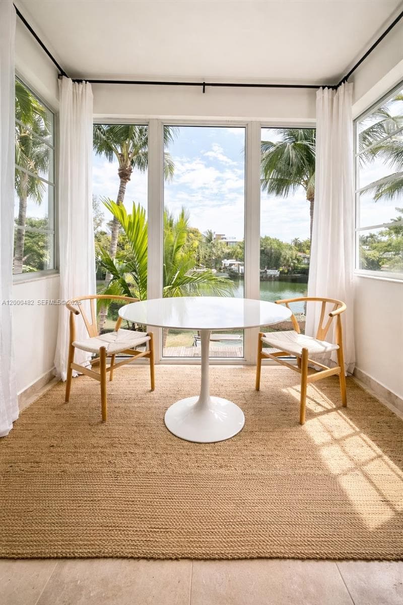 3915 Meridian Ave 206 photo 2