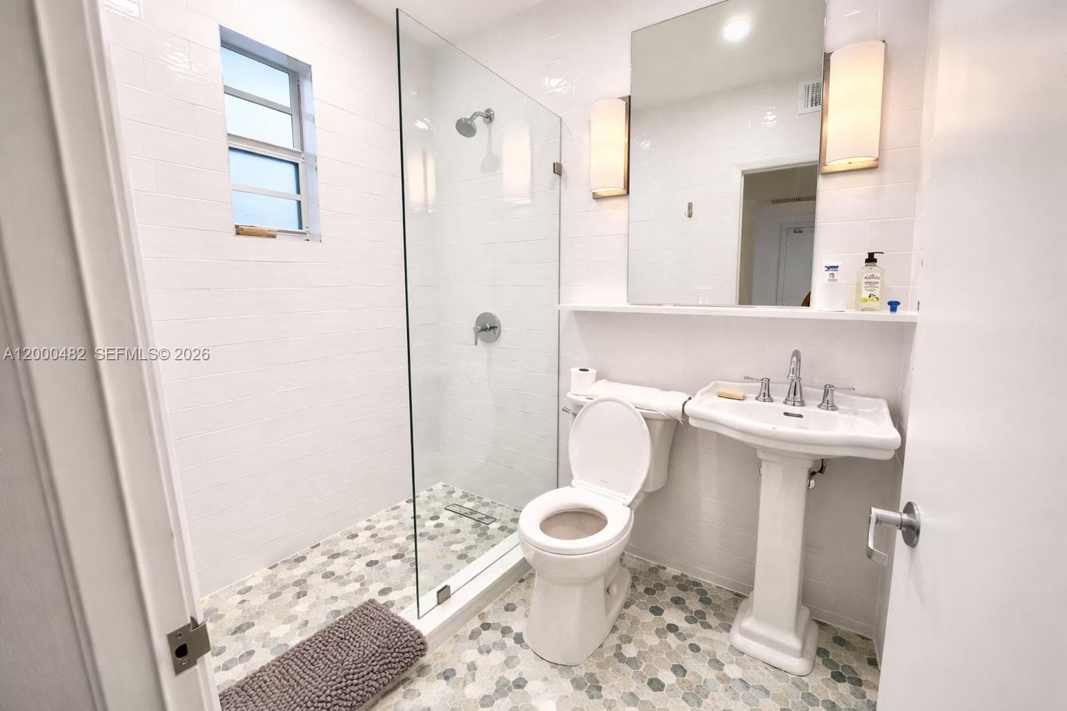 3915 Meridian Ave 206 photo 18