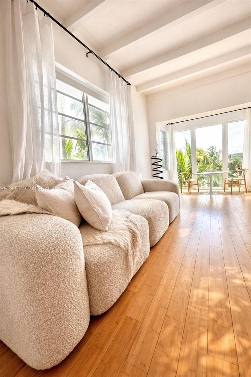 3915 Meridian Ave 206 photo 8