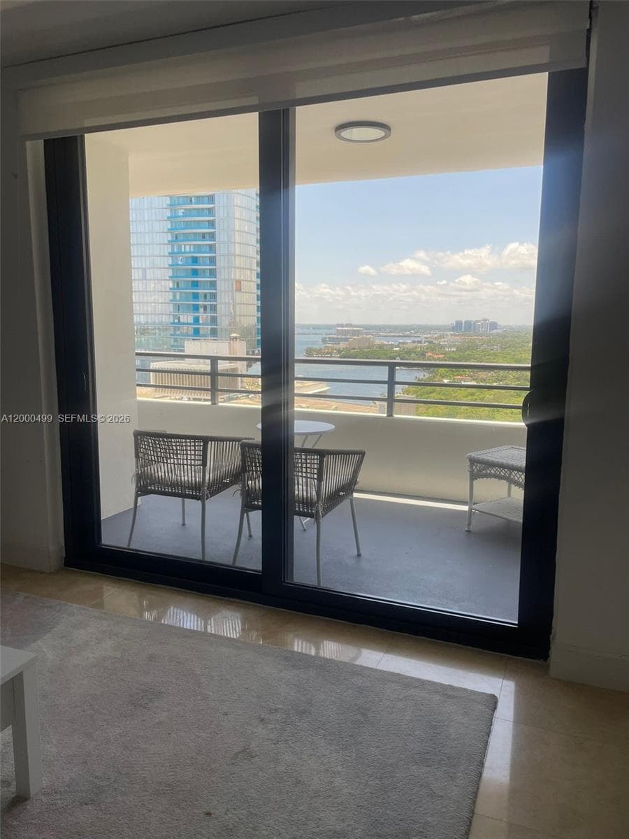 2333 Brickell Ave PH210 photo 5