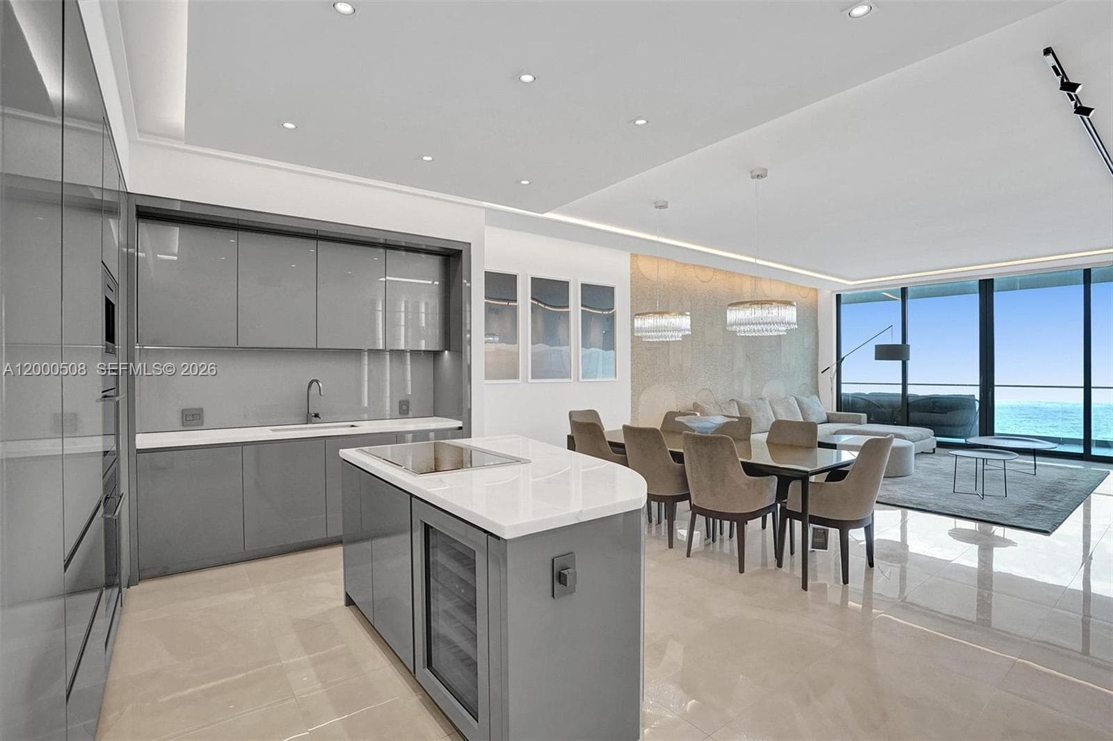 18975 COLLINS AVE 1
