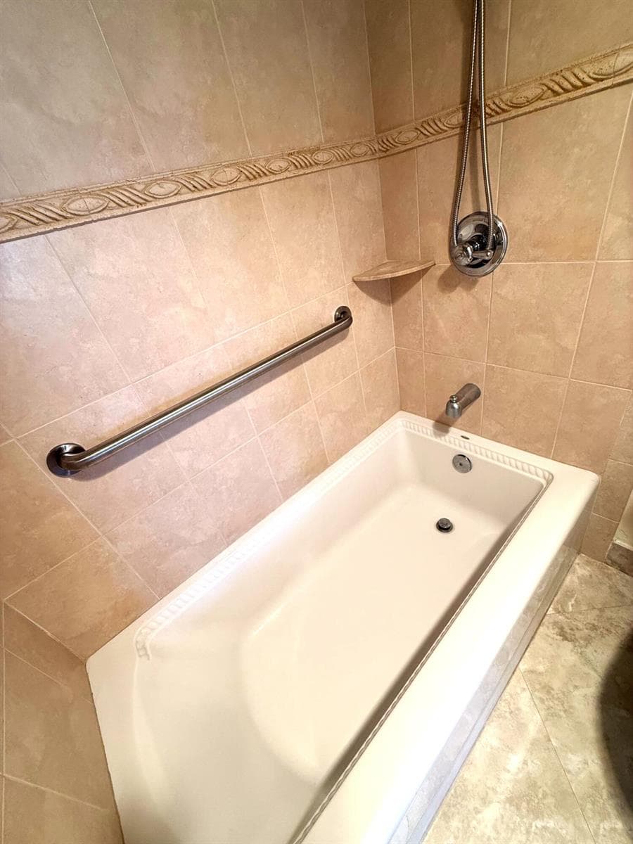 5200 N Flagler Drive 1604 photo 7