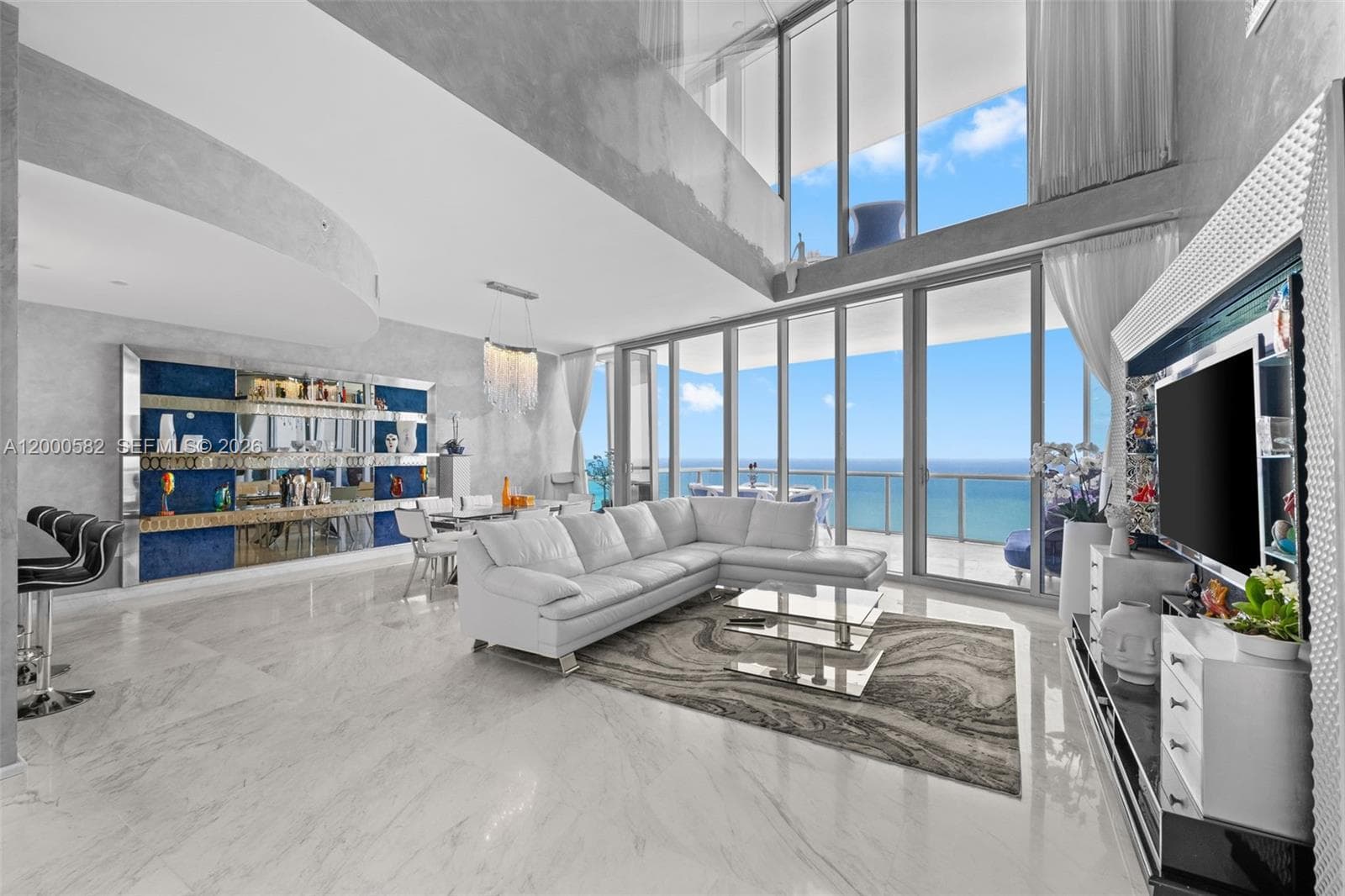 17121 Collins Ave PH4406 photo 2