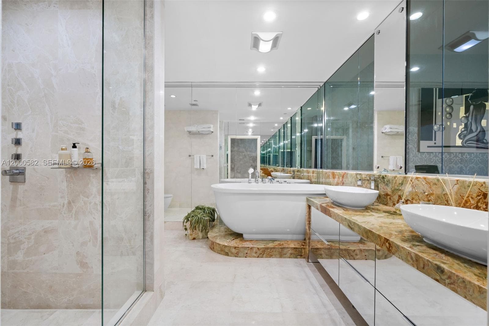 17121 Collins Ave PH4406 photo 24