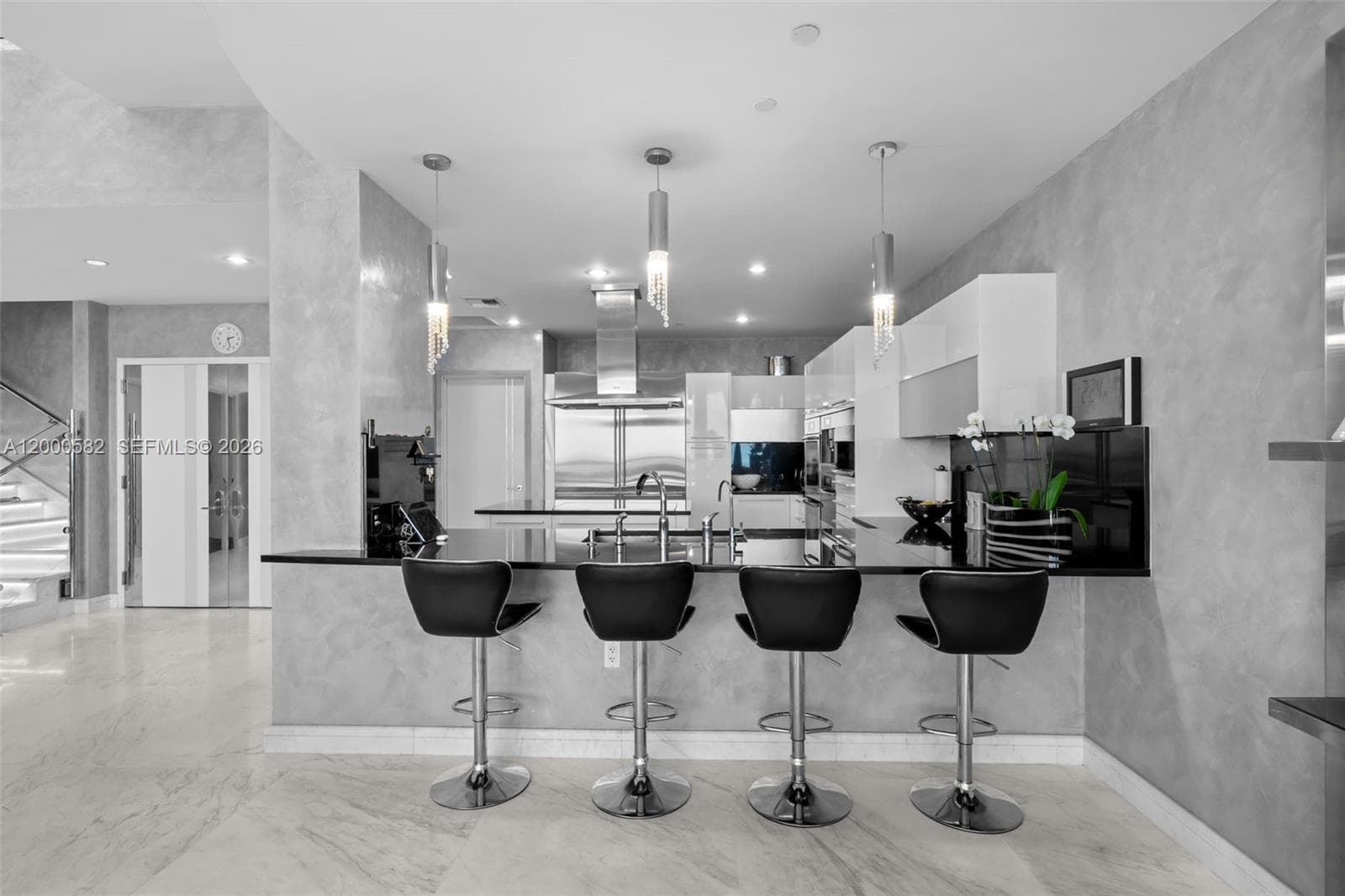 17121 Collins Ave PH4406 photo 10