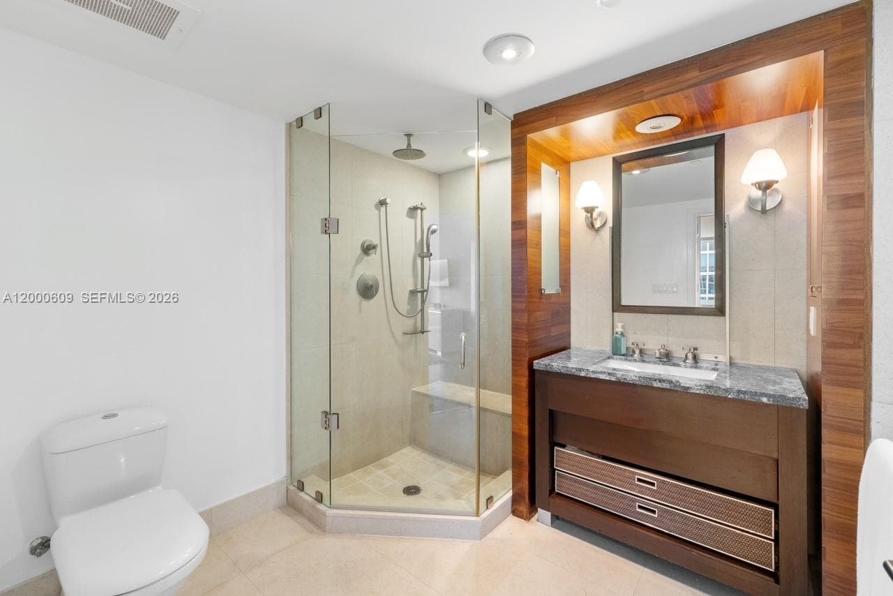 6801 Collins Ave LPH10 photo 9