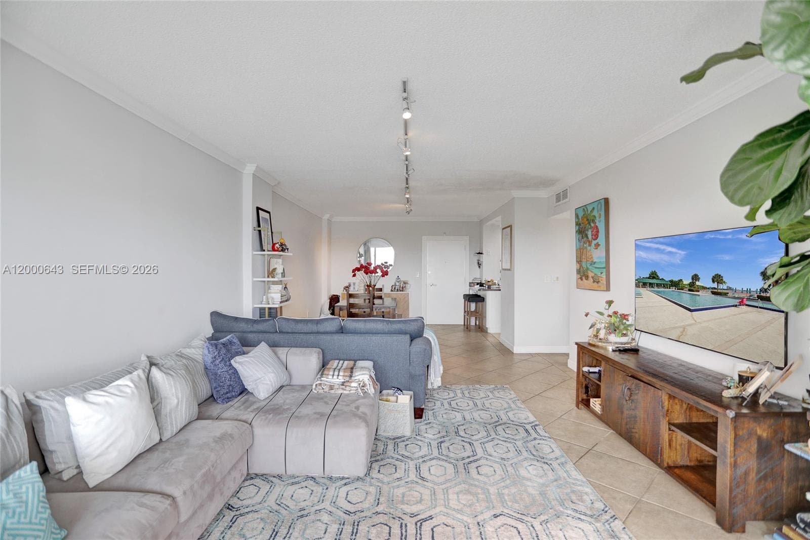 300 Bayview Dr PH10 photo 5