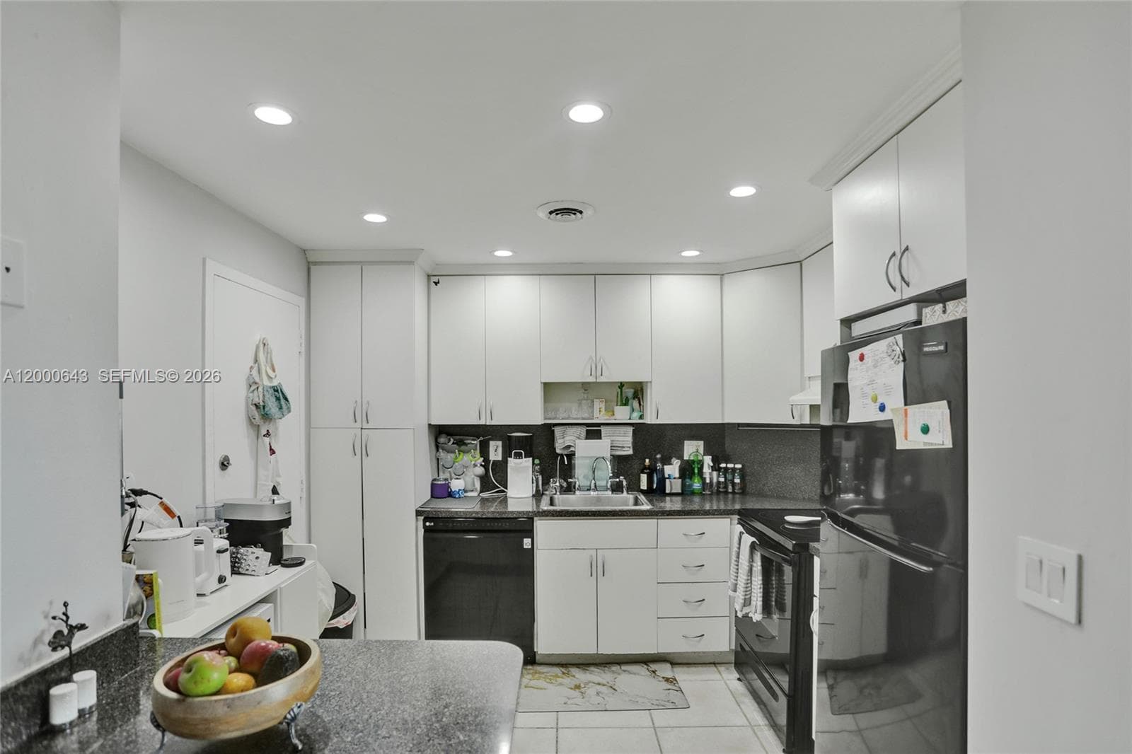 300 Bayview Dr PH10 photo 14