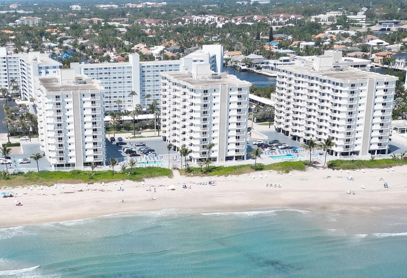 3215 S Ocean Boulevard 702 photo 3