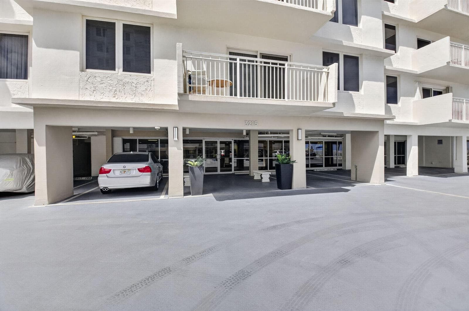 3215 S Ocean Boulevard 702 photo 9