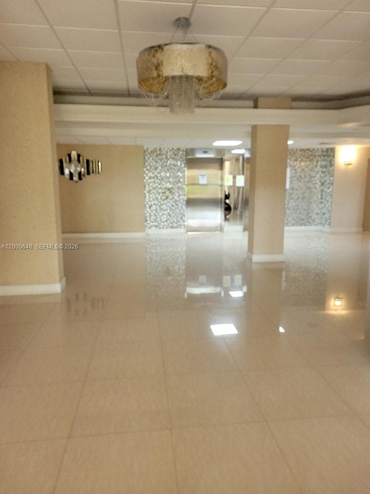 1833 S Ocean Dr 307 photo 2