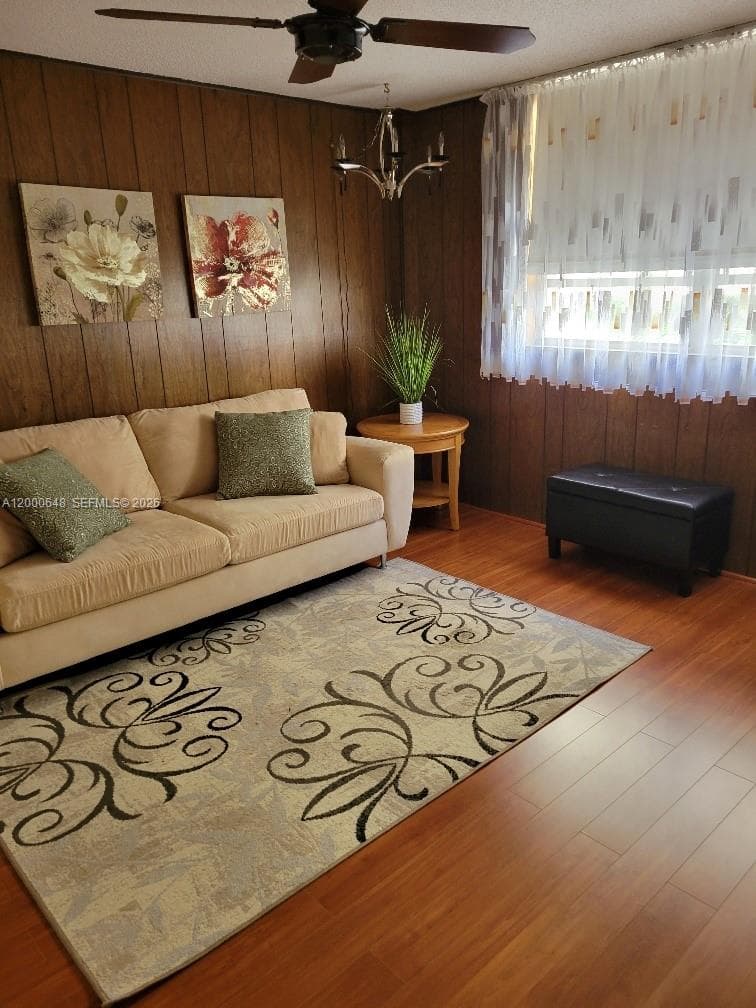 1833 Ocean Dr 307 photo 9