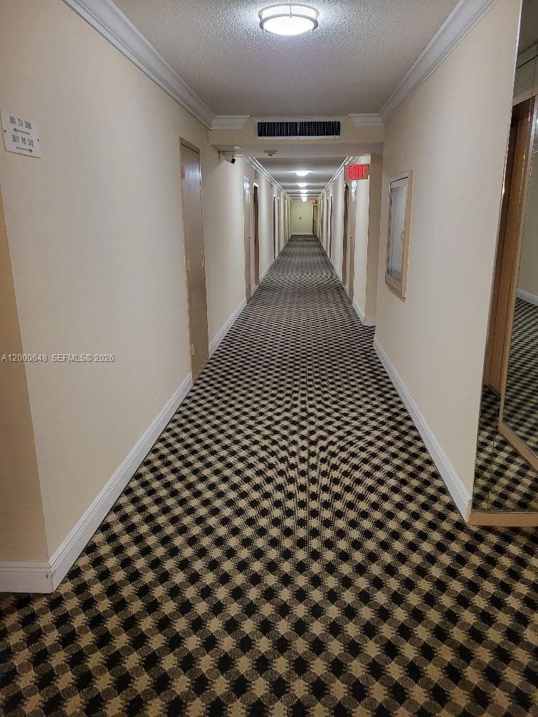 1833 S Ocean Dr 307 photo 4