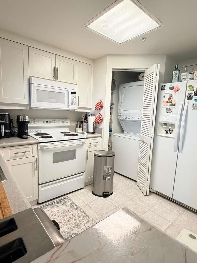 701 Brickell Key Blvd 1501 photo 4