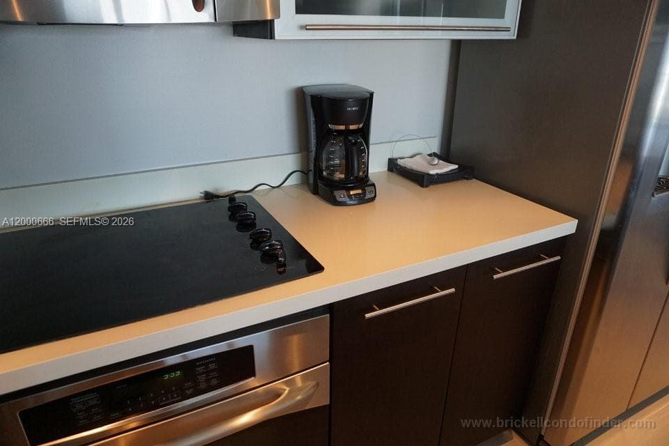 90 3rd St 3505 photo 9