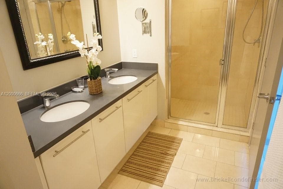 90 3rd St 3505 photo 14