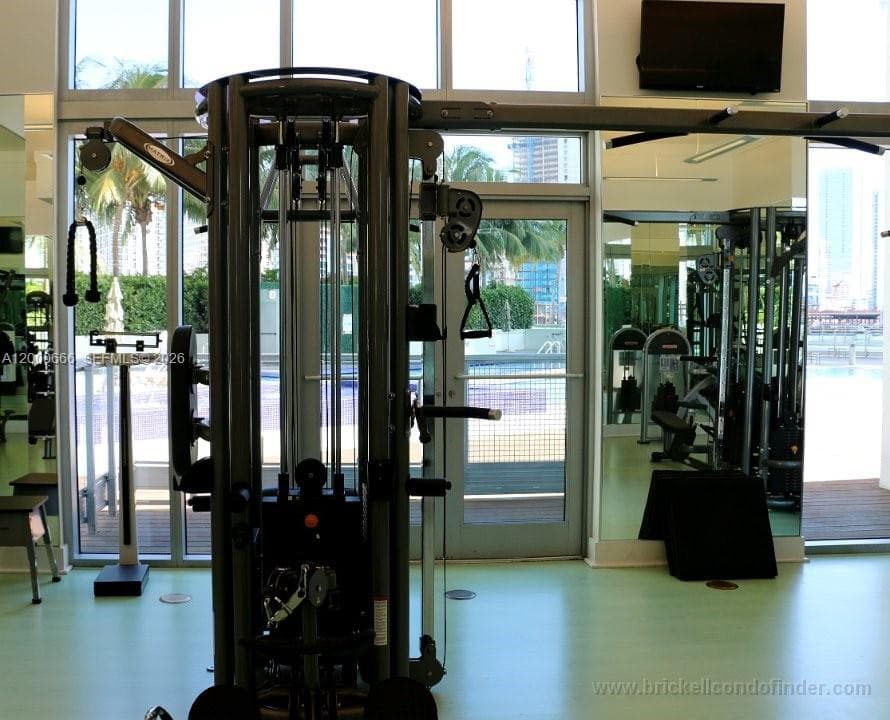 90 3rd St 3505 photo 18