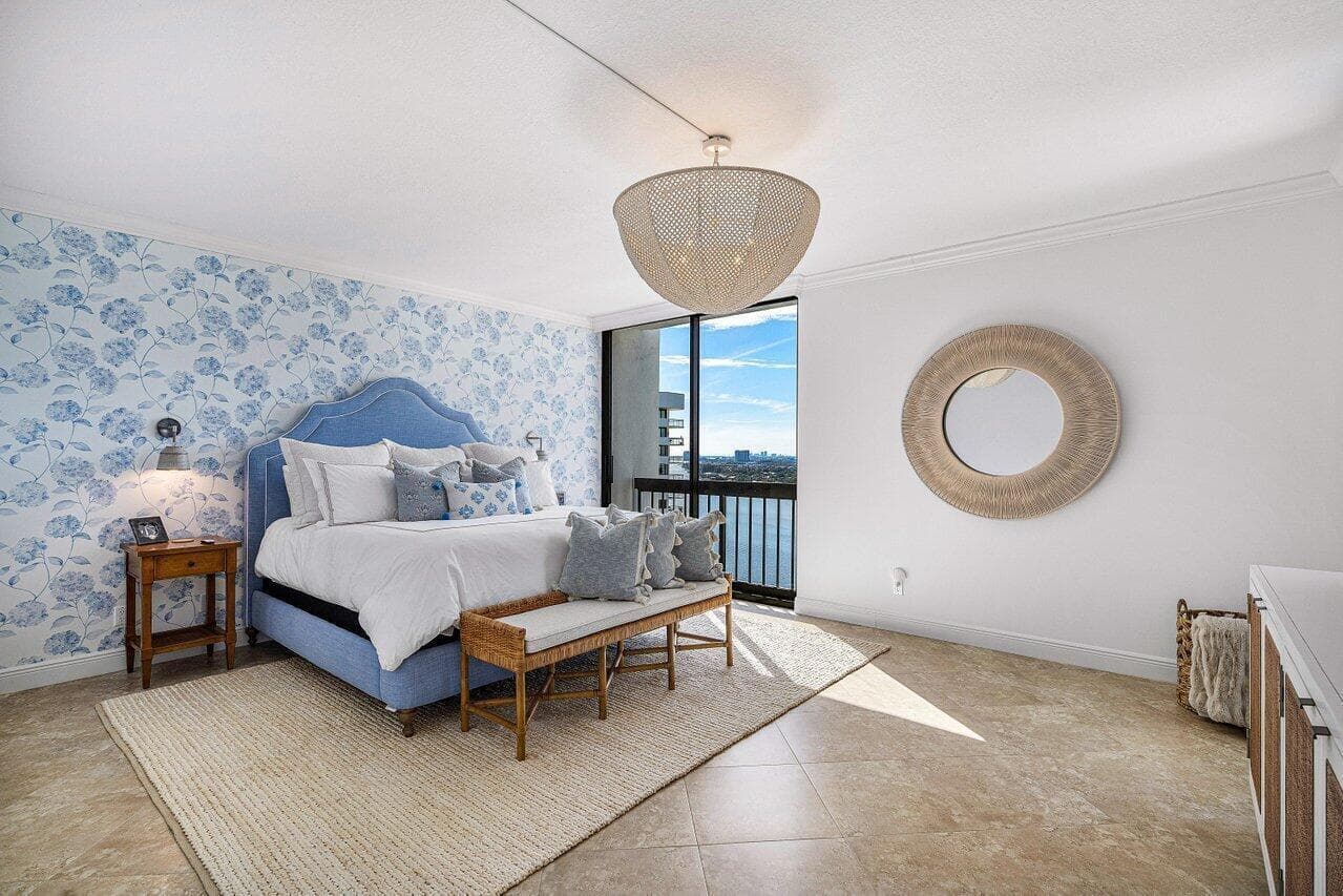 108 Lakeshore Drive 38-ph photo 23